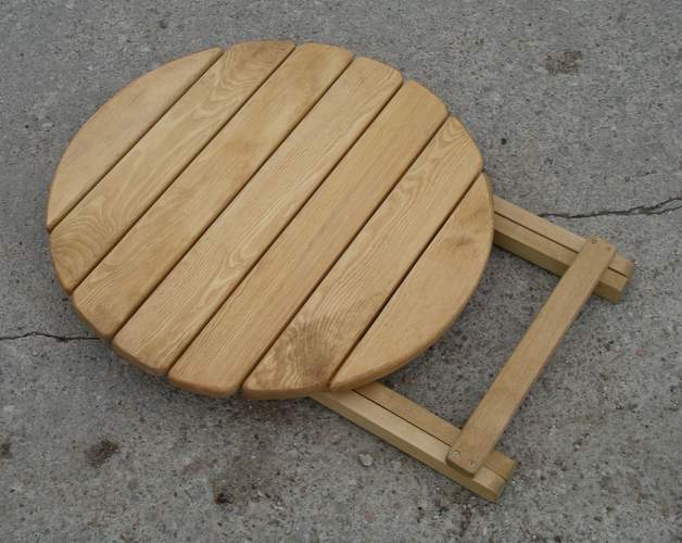 Складной настенный столик из дерева